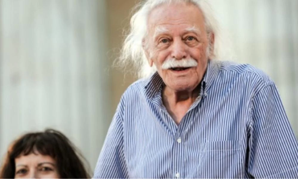 «Ευχαριστώ» της οικογένειας του Μανόλη Γλεζου